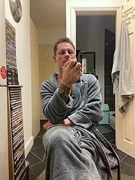 Snapshot of Yourhotboy_42 chatting on 02.02.25 Yourhotboy 42 online show from 02.02.25