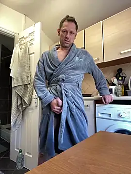 Snapshot of Yourhotboy_42 chatting on 03.09.25 Yourhotboy 42 online show from 03.09.25