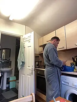 Yourhotboy 42 online show from 11.16.25