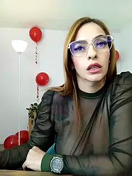 Alessandra Schmoll online show from 02.15.25