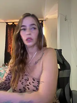Snapshot of Alessandra_Schmoll chatting on 05.26.26 Alessandra Schmoll online show from 05.26.26