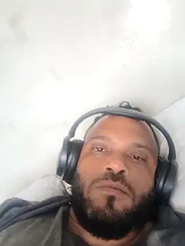 morenorj17 online show from 09.28.25