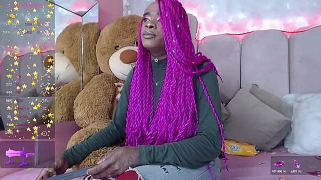 Snapshot of puca_ebony chatting on 12.17.24 puca ebony online show from 12.17.24