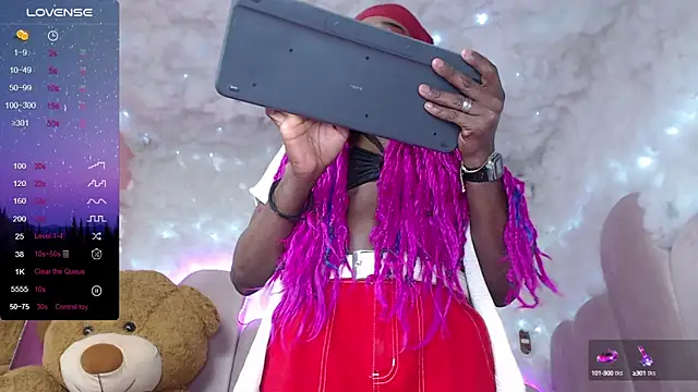 Snapshot of puca_ebony chatting on 01.18.25 puca ebony online show from 01.18.25