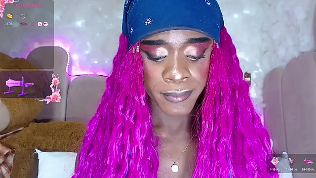 Snapshot of puca_ebony chatting on 03.12.25 puca ebony online show from 03.12.25
