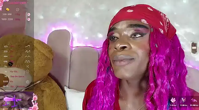 Snapshot of puca_ebony chatting on 03.14.25 puca ebony online show from 03.14.25