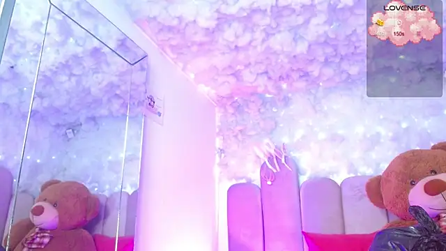 puca ebony online show from 12.22.25