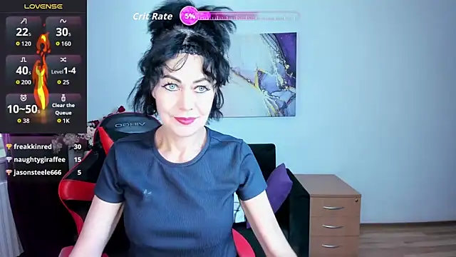 Snapshot of Silvia_Wallec chatting on 06.18.26 Silvia Wallec online show from 06.18.26
