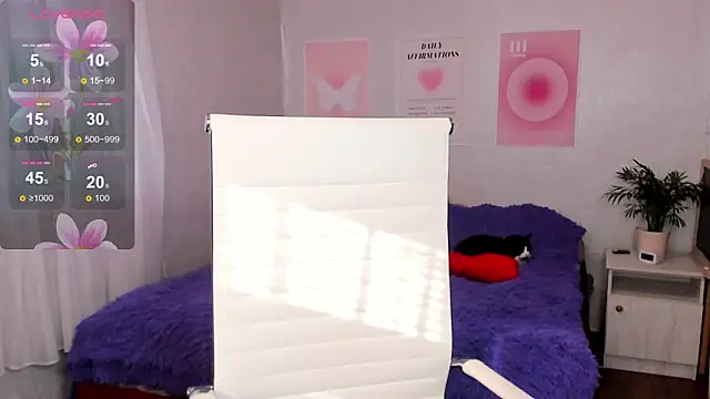 Snapshot of Geisha_Anna chatting on 04.21.26 Geisha Anna online show from 04.21.26
