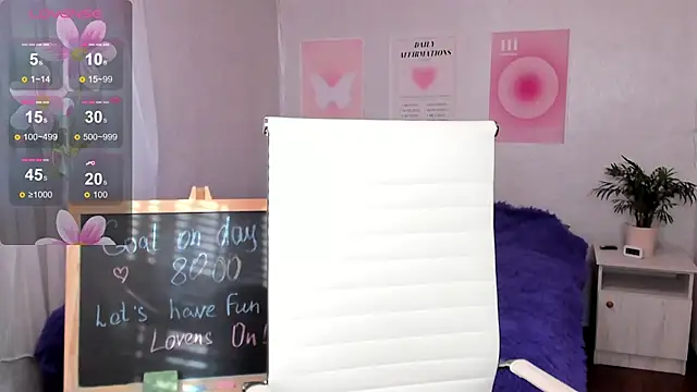 Snapshot of Geisha_Anna chatting on 04.25.26 Geisha Anna online show from 04.25.26
