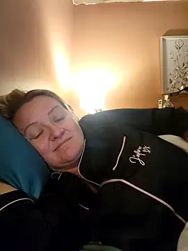 lady charlyne online show from 03.04.25