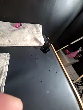 lady charlyne online show from 03.05.25