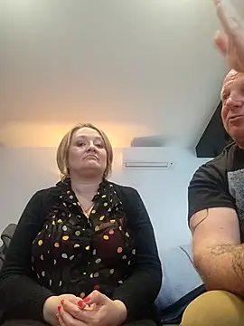 lady charlyne online show from 04.15.26