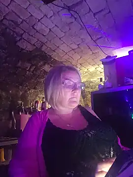 lady charlyne online show from 07.24.26