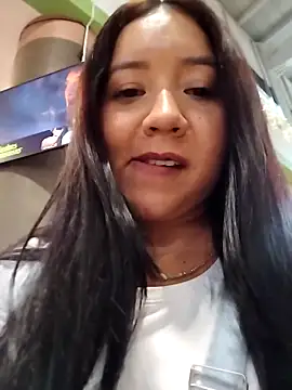 Snapshot of alexa_pariss chatting on 02.28.26 alexa pariss online show from 02.28.26