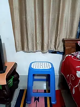 Priya Boudi online show from 12.18.24