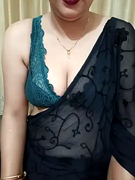 Priya Boudi online show from 12.20.24