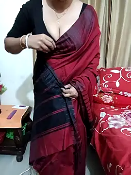 Priya Boudi online show from 12.22.24