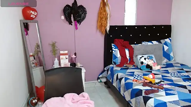 soniafuckboobs online show from 02.28.25