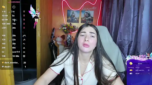 Fiery Brunette  online show from 01.11.25