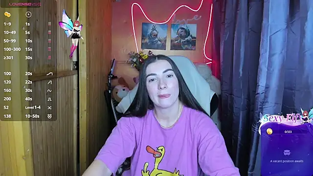 Fiery Brunette  online show from 01.24.25