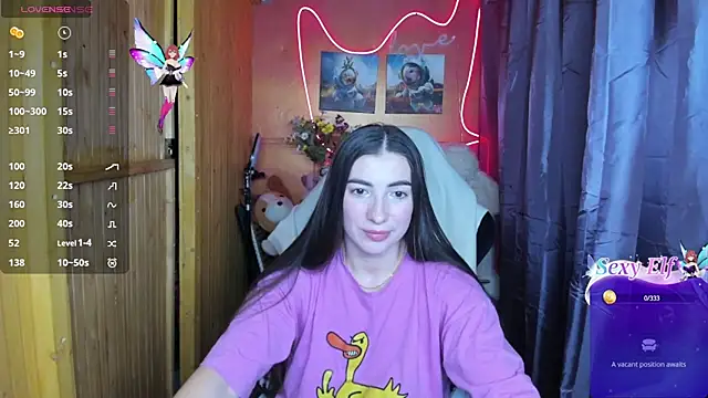 Fiery Brunette  online show from 01.26.25