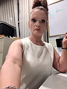 sexiginger22 online show from 04.19.26