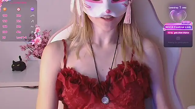 Snapshot of Sydney_Swan chatting on 03.08.25 Sydney Swan online show from 03.08.25