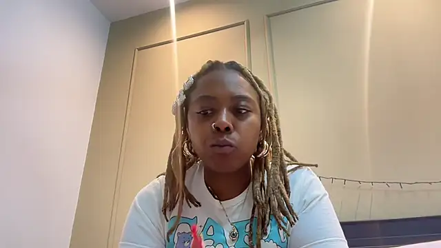 ChocolateCakeQueen online show from 01.16.25