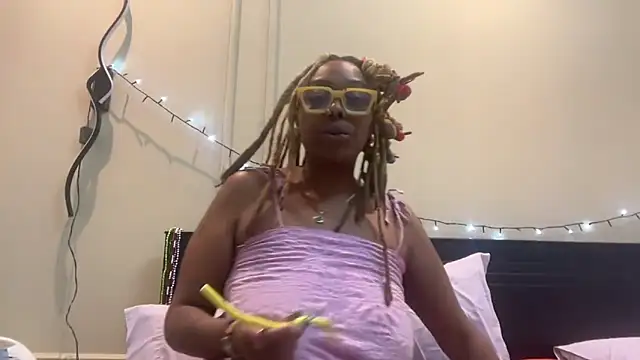 ChocolateCakeQueen online show from 01.19.25