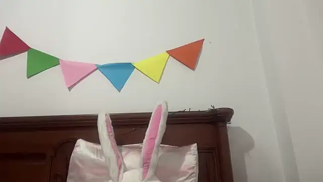 ChocolateCakeQueen online show from 11.05.25