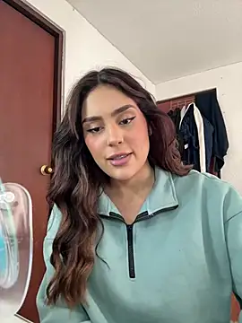 HazzelGray online show from 02.12.25