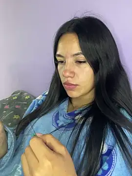 hannahb-e online show from 01.23.25