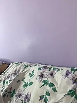 hannahb-e online show from 03.10.25