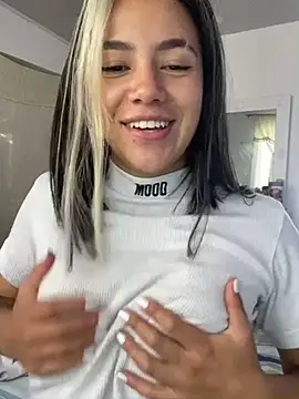 hannahb-e online show from 03.13.25