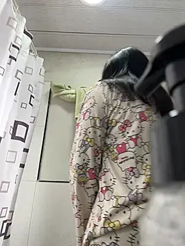 hannahb-e online show from 02.14.26