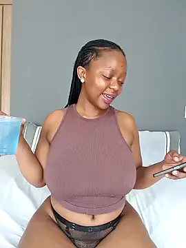 Snapshot of Jazmine-Blue chatting on 01.19.25 Jazmine-Blue online show from 01.19.25