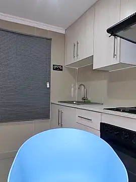 Snapshot of Jazmine-Blue chatting on 11.14.25 Jazmine-Blue online show from 11.14.25