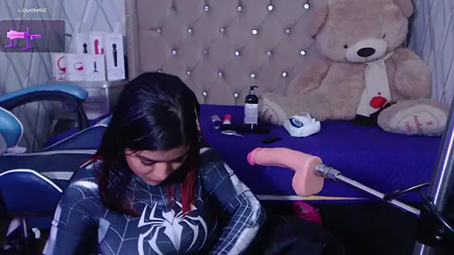 NicolleTaylor online show from 01.19.25