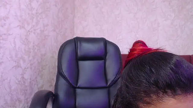 NicolleTaylor online show from 01.22.25