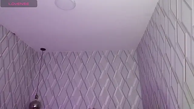 NicolleTaylor online show from 02.26.25