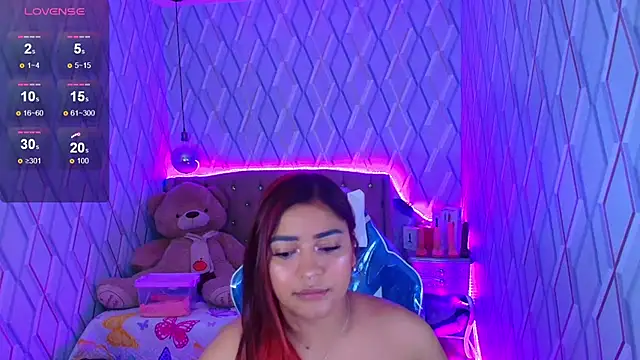 NicolleTaylor online show from 09.15.25