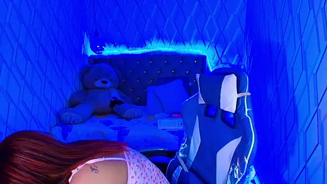 NicolleTaylor online show from 11.27.25