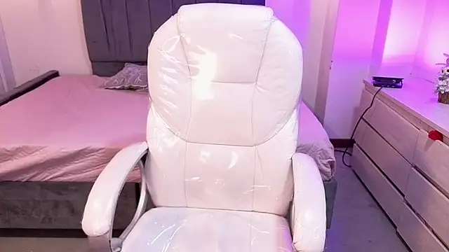 Snapshot of iam_sofiia chatting on 02.15.26 iam sofiia online show from 02.15.26