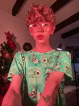 lyamthommpson online show from 12.17.25