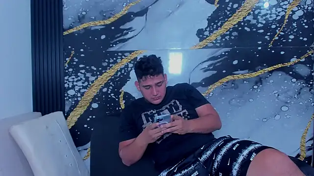 sweethot    online show from 09.21.25