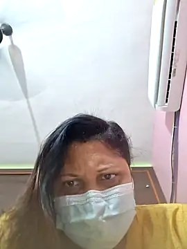 Snapshot of kunjan789 chatting on 02.04.25 kunjan789 online show from 02.04.25