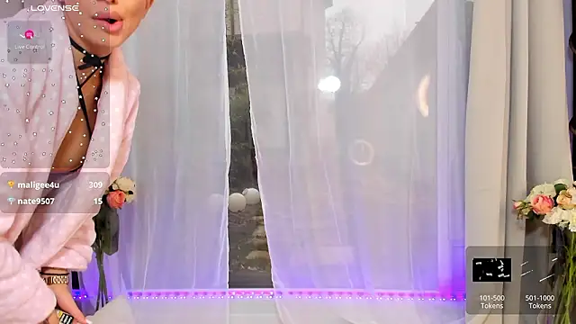 Snapshot of Selena_Reeves chatting on 02.15.26 Selena Reeves online show from 02.15.26