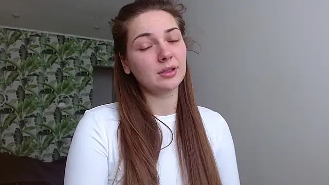 Olivia shine online show from 02.15.26