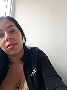 Snapshot of Emily_Wane chatting on 07.16.26 Emily Wane online show from 07.16.26
